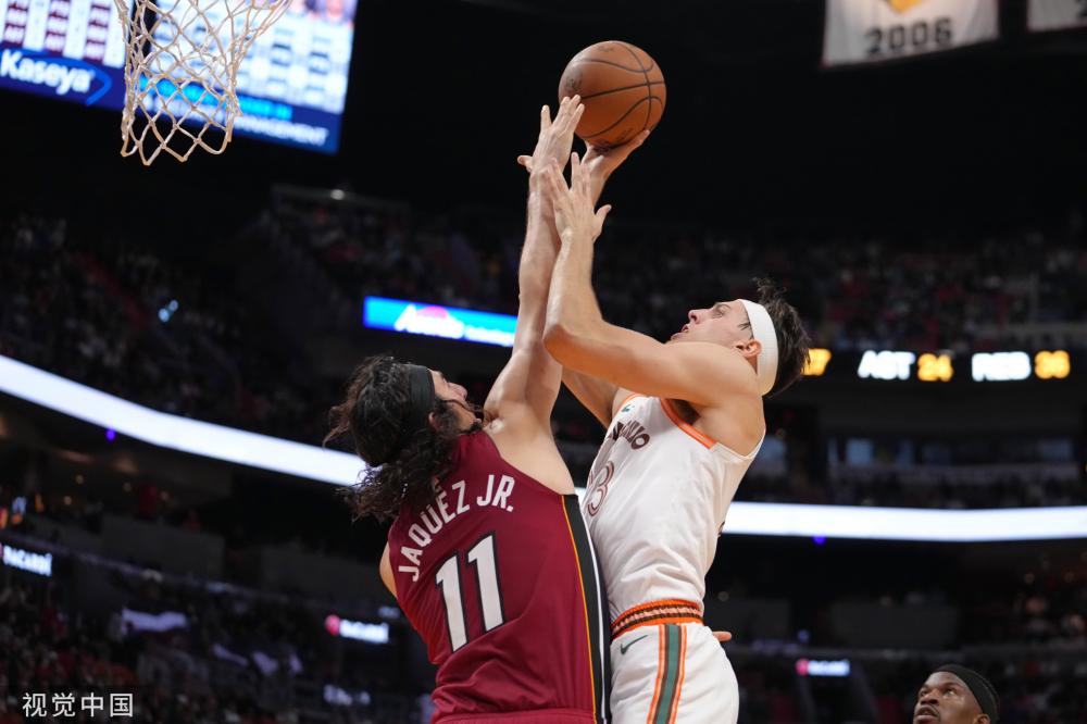 梅总携西里 梅总携西里